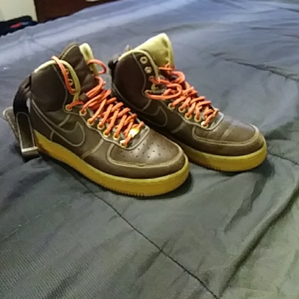 Shoes